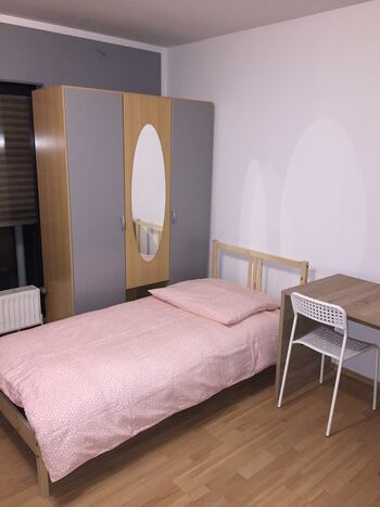Eine moderne möblierte 3 Zimmer Wohnung in Essen nah Zentrum Picture 3 Eine moderne möblierte 3 Zimmer Wohnung in Essen nah Zentrum Picture 3