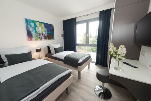 4*Apartmenthaus / 1-25 Personen / zwischen Darmstadt-Mannheim-Heidelberg 4*Apartmenthaus / 1-25 Personen / zwischen Darmstadt-Mannheim-Heidelberg