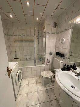 Apartment | Balkon | Parkplatz | Waschmaschine Bild 3 Apartment | Balkon | Parkplatz | Waschmaschine Bild 3