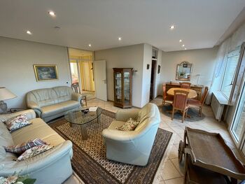 Apartment | Balkon | Parkplatz | Waschmaschine Bild 2 Apartment | Balkon | Parkplatz | Waschmaschine Bild 2