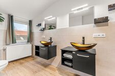 Badezimmer 1 Badezimmer 1