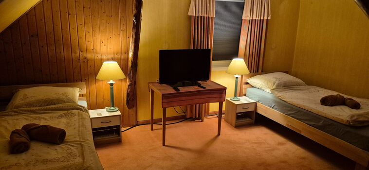 Schlafen 2. Obergeschoss Schlafen 2. Obergeschoss