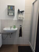 Waschbecken im Badezimmer Waschbecken im Badezimmer