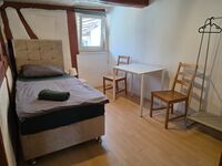 Schlafzimmer mit zwei Einzelbetten Schlafzimmer mit zwei Einzelbetten