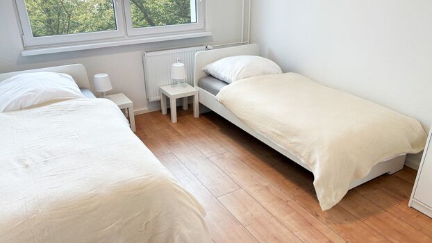 Ganze Wohnung mit Einzelbetten, WLAN, Küche, Parkplatz, TV Picture 3 Ganze Wohnung mit Einzelbetten, WLAN, Küche, Parkplatz, TV Picture 3