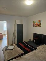 Schlazimmer 1 mit Doppelbett Schlazimmer 1 mit Doppelbett