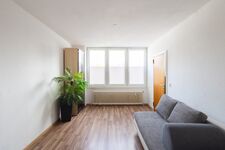 Monteurwohnung in Ratingen – Platz für bis zu 9 Personen – Bild 1 Monteurwohnung in Ratingen – Platz für bis zu 9 Personen – Bild 1