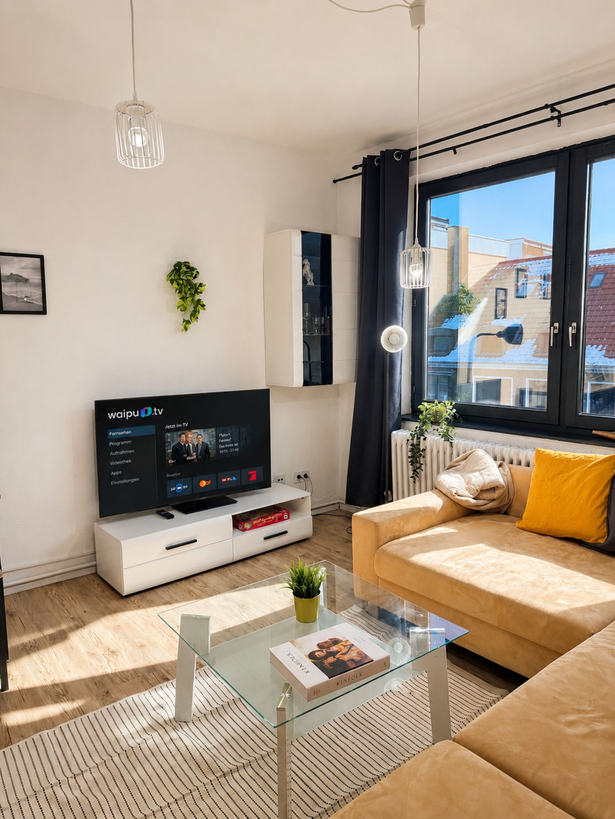 Wohnzimmer mit Schlafsofa Wohnzimmer mit Schlafsofa