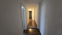 Krefeld schöne große 150 QM 5,5 Zimmer Monteurswohnung Bild 6 Krefeld schöne große 150 QM 5,5 Zimmer Monteurswohnung Bild 6