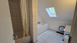 Krefeld schöne große 150 QM 5,5 Zimmer Monteurswohnung Bild 11 Krefeld schöne große 150 QM 5,5 Zimmer Monteurswohnung Bild 11