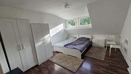 Krefeld schöne große 150 QM 5,5 Zimmer Monteurswohnung Bild 12 Krefeld schöne große 150 QM 5,5 Zimmer Monteurswohnung Bild 12