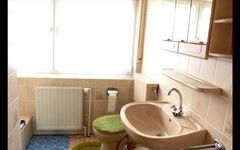 Bad mit WC und Dusche Bad mit WC und Dusche