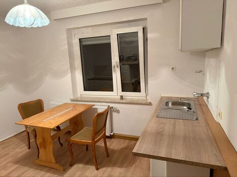 Monteurwohnung / Arbeiterunterkunft für bis zu 5 Personen Monteurwohnung / Arbeiterunterkunft für bis zu 5 Personen