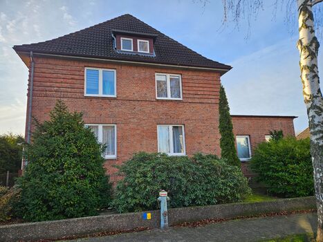 City Haus Uelzen 3 Apartments 40, 90 und 95m² 2-10 Personen City Haus Uelzen 3 Apartments 40, 90 und 95m² 2-10 Personen