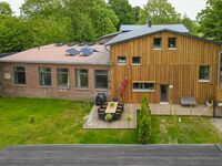 Großzügige Ferienwohnung in ruhiger Lage am Elbdeich. Garten Bild 7 Großzügige Ferienwohnung in ruhiger Lage am Elbdeich. Garten Bild 7