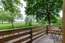 Großzügige Ferienwohnung in ruhiger Lage am Elbdeich. Garten Bild 21 Großzügige Ferienwohnung in ruhiger Lage am Elbdeich. Garten Bild 21