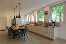 Großzügige Ferienwohnung in ruhiger Lage am Elbdeich. Garten Bild 4 Großzügige Ferienwohnung in ruhiger Lage am Elbdeich. Garten Bild 4