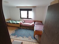 Whg 3 Pers 75 Euro, 7 Pers. 100 Euro Mühlacker 11 km Bild 8 Whg 3 Pers 75 Euro, 7 Pers. 100 Euro Mühlacker 11 km Bild 8