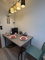 für 1-4 Personen, ab 6 Monate Mietdauer, alles neu. Zentral. Bild 9 für 1-4 Personen, ab 6 Monate Mietdauer, alles neu. Zentral. Bild 9