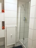 Großzügige Wohnung mit Parkplätzen und Garten/Terrasse Bild 19 Großzügige Wohnung mit Parkplätzen und Garten/Terrasse Bild 19