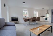 JOBOSTAYS | FEHN Monteurswohnungen | Parkplatz | Meyer Werft Bild 6 JOBOSTAYS | FEHN Monteurswohnungen | Parkplatz | Meyer Werft Bild 6