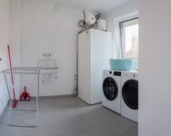 JOBOSTAYS | FEHN Monteurswohnungen | Parkplatz | Meyer Werft Bild 16 JOBOSTAYS | FEHN Monteurswohnungen | Parkplatz | Meyer Werft Bild 16