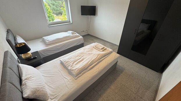 4 Große Monteurwohnungen Kassel / Je 3 Schlafzimmer / Ideal für Firmen Picture 4 4 Große Monteurwohnungen Kassel / Je 3 Schlafzimmer / Ideal für Firmen Picture 4