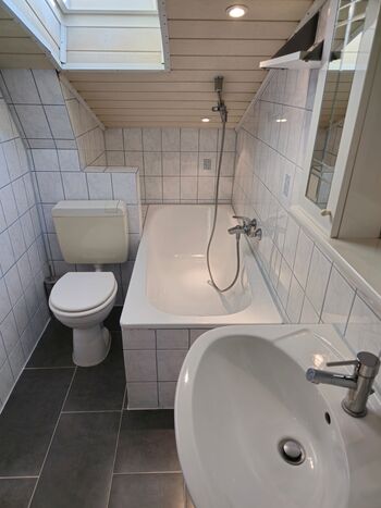 4-Zimmer-Haus in ruhiger Lage mit großem Garten Picture 2 4-Zimmer-Haus in ruhiger Lage mit großem Garten Picture 2