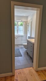 EG Badezimmer 1, Dusche, WC,Waschbecken EG Badezimmer 1, Dusche, WC,Waschbecken