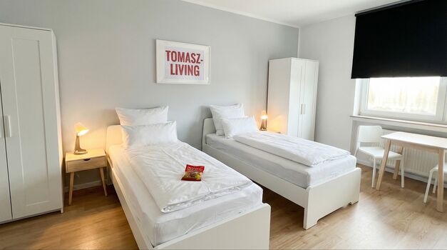 GK39 / TOMASZ-LIVING in WEGBERG - Große Küche & WLAN Zdjęcie 2 GK39 / TOMASZ-LIVING in WEGBERG - Große Küche & WLAN Zdjęcie 2