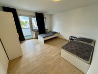 Monteurwohnung Langenfeld mit Tiefgarage – 4 Betten, Balkon, TV, WLAN Bild 1 Monteurwohnung Langenfeld mit Tiefgarage – 4 Betten, Balkon, TV, WLAN Bild 1