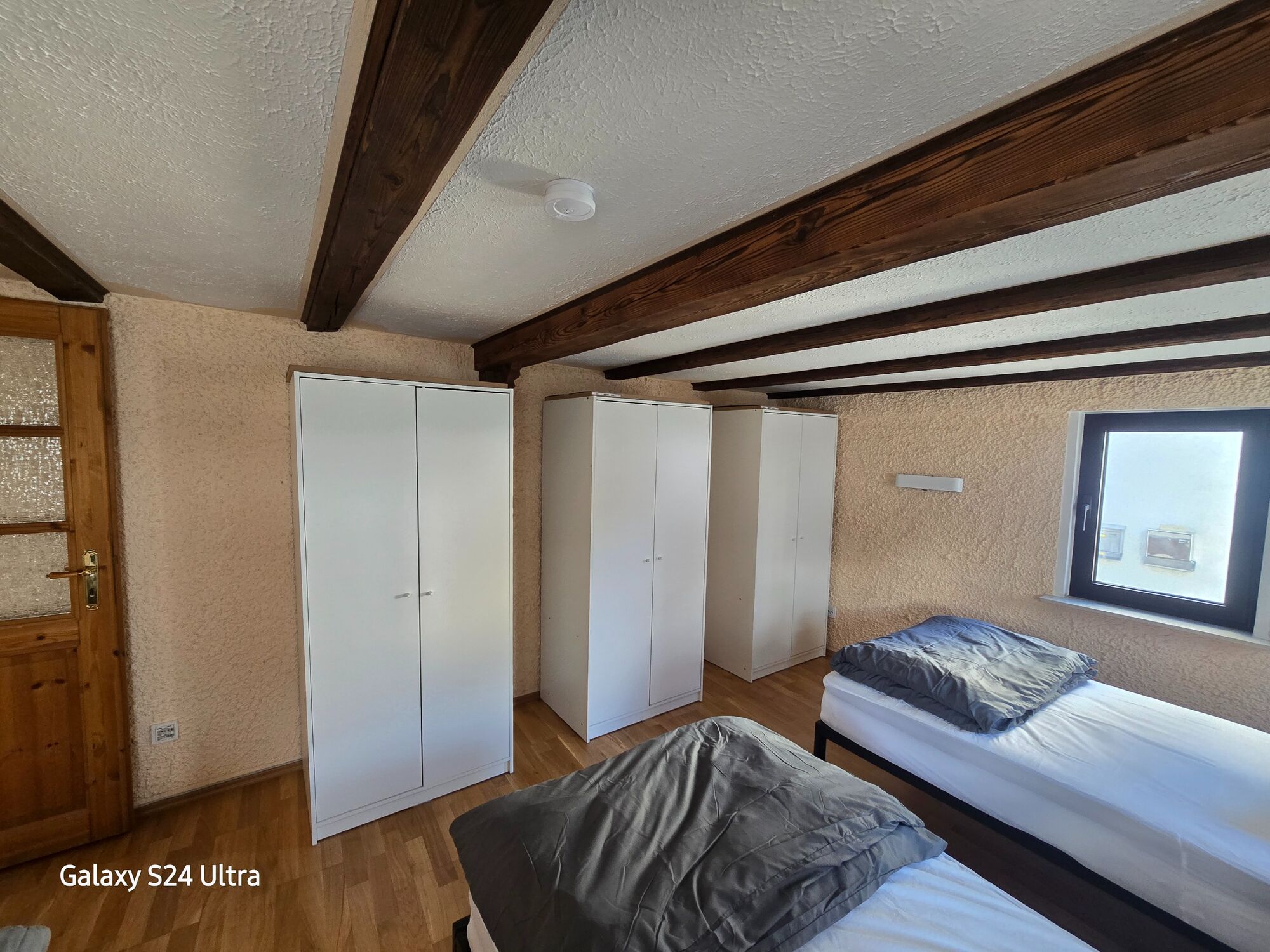 Schlafzimmer 2 EG Schlafzimmer 2 EG