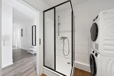 100 m² Monteurwohnung Solingen – 4 Schlafzimmer, 8 Betten, 2 Balkone Bild 12 100 m² Monteurwohnung Solingen – 4 Schlafzimmer, 8 Betten, 2 Balkone Bild 12