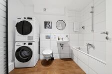 100 m² Monteurwohnung Solingen – 4 Schlafzimmer, 8 Betten, 2 Balkone Bild 7 100 m² Monteurwohnung Solingen – 4 Schlafzimmer, 8 Betten, 2 Balkone Bild 7
