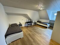 Monteurwohnung Solingen für 6–8 Personen – 4 Zimmer, Waschmaschine Bild 1 Monteurwohnung Solingen für 6–8 Personen – 4 Zimmer, Waschmaschine Bild 1