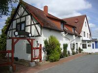 Die Pension von Parkplatz aus gesehen. Die Pension von Parkplatz aus gesehen.