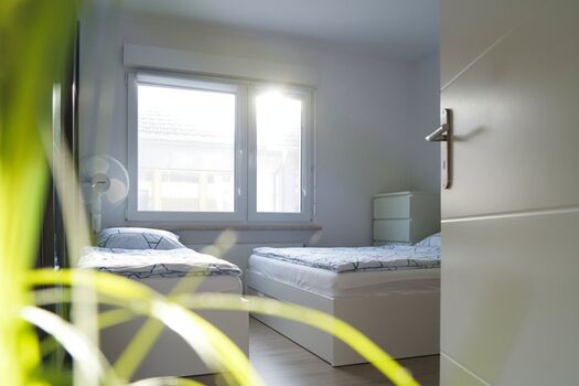 kwatera24 | Offenbach am Main nahe A3 | 2-150 Personen | WIFI & Parken Zdjęcie 2 kwatera24 | Offenbach am Main nahe A3 | 2-150 Personen | WIFI & Parken Zdjęcie 2