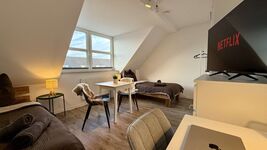 🏠 Zimmer im Dachgeschoss mit Dachfenster 🏠 Zimmer im Dachgeschoss mit Dachfenster