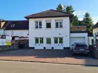 Easy Entry EG mit 2 x 5,5 mtr. Parken (rechts) Easy Entry EG mit 2 x 5,5 mtr. Parken (rechts)