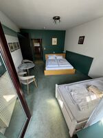 Einfache-Saubere-Günstige Zimmer Bild 7 Einfache-Saubere-Günstige Zimmer Bild 7