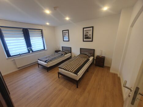 Schlafzimmer 2 (Große Wohnung) Schlafzimmer 2 (Große Wohnung)