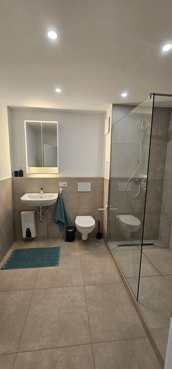 2 moderne Monteurzimmer (je 8 m²) in Nürnberg Obrázok 5 2 moderne Monteurzimmer (je 8 m²) in Nürnberg Obrázok 5