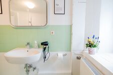 janu-homes, 3 Zimmer - 4 Betten, Waldblick vom Kirchplatz Bild 7 janu-homes, 3 Zimmer - 4 Betten, Waldblick vom Kirchplatz Bild 7