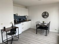Modernes Apartment mit Balkon Innenstadt 5.OG mit Fahrstuhl Bild 1 Modernes Apartment mit Balkon Innenstadt 5.OG mit Fahrstuhl Bild 1