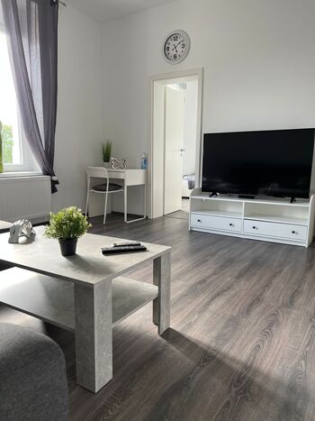 Zentrale Wohnungen Velbert nähe Essen/Wuppertal/Düsseldorf Zentrale Wohnungen Velbert nähe Essen/Wuppertal/Düsseldorf