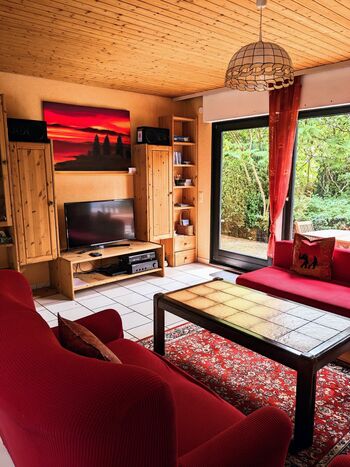 Wohnzimmer im EG mit TV Wohnzimmer im EG mit TV