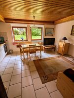 2te Küche und 2tes Wohnzimmer im UG mit TV 2te Küche und 2tes Wohnzimmer im UG mit TV
