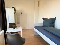 Schlafzimmer 4 (Wohnung B) Schlafzimmer 4 (Wohnung B)