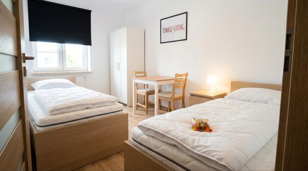 GK3 / TOMASZ-LIVING in GEILENKIRCHEN - Vollausgest. Küche Picture 2 GK3 / TOMASZ-LIVING in GEILENKIRCHEN - Vollausgest. Küche Picture 2