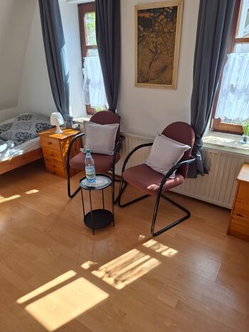 Gästezimmer (Zweibettzimmer) in der historischen Altstadt von Leer Gästezimmer (Zweibettzimmer) in der historischen Altstadt von Leer